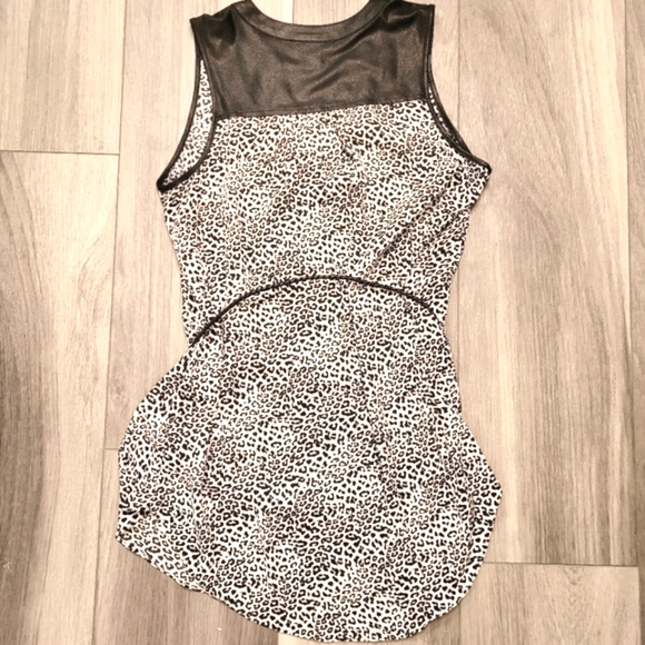 🌻 2/$30 🌻 | BCX | Animal Print Sleeveless Tunic - Picture 4 of 12
